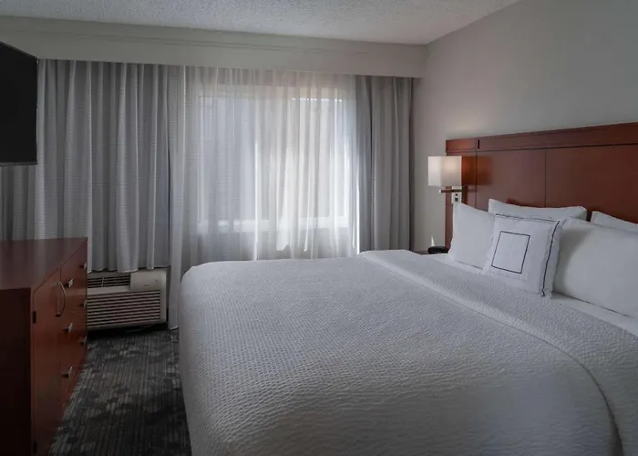 Sonesta Select Chattanooga Hamilton Place
